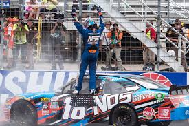 The following is a list of drivers who are currently competing in a series sanctioned by the national association for stock car auto racing (nascar). Nascar Considering Rule To Limit Sprint Cup Drivers In Xfinity Truck Series Races Sbnation Com