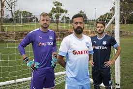 The shirt is made with authentic player polyester fabric to ensure all day long comfort. Puma Sydney Fc 2018 Acl Trikots Enthullt Nur Fussball