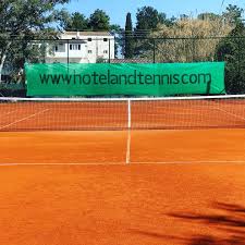 The pierpont racquet club is located in the beautiful beachside community of ventura, just 1/2 block from the pacific ocean. Hotel And Tennis Home Facebook