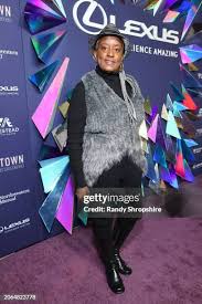 71 Annie Mcknight Photos & High Res Pictures