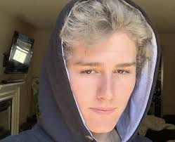 Who Is Ryland Storms Age Tiktok Username And Instagram Tiktok S Hype House Who Popbuzz