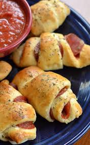 We may earn commission from links on this page, but we only recommend products we back. Mozzarella Pepperoni Croissants Recipelion Com