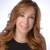 Mary Notter's Instagram, Twitter & Facebook