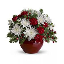Christmas Red And White Beautiful Flower Combination To Impress The Guest On This Christmas Usa 2018 Christmas Flower Delivery Flower Delivery Xmas Flowers