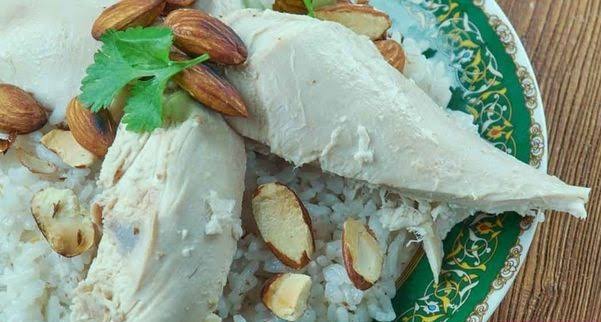 برنج سفید با مرغ آب‌پز