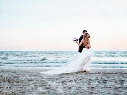 Hochzeit.com » hochzeitsfeier » die hochzeitslocation » hochzeit am strand. Die Schonsten Orte Fur Eine Hochzeit Am Strand Check24