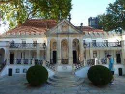 El portugal los pequeñitos ofrece una lección de historia auténtica, al mismo tiempo que proporciona diversión a los más pequeños, a los jóvenes y a los adultos, por sus. Portugal Dos Pequenitos Get Images