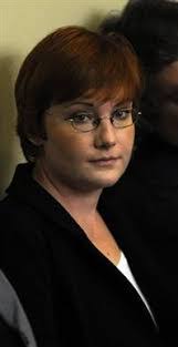 Erin Mclean's Instagram, Twitter & Facebook