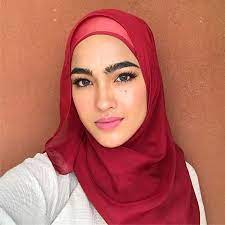 Kebanyakan dari kita memilih untuk menjadikan. 7 Selebriti Malaysia Yang Bergelar Usahawan Berjaya Azhan Co