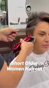 Laura Mutz's Instagram, Twitter & Facebook