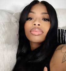 Tanisha Holt's Instagram, Twitter & Facebook