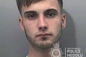 Suspected drug dealer's phone kept buzzing with text messages from  customers while he was in custody