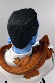 Star Wars Grand Admiral Thrawn Mini Action Figure Bust Feeling A Little Blue Today Are We Admiral Grand Admiral Thrawn Star Wars Villains Star Wars Fandom