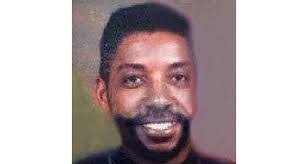 Robin Galyon's Instagram, Twitter & Facebook