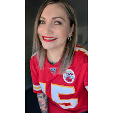 Just days after the Love Island finale aired Niko has confirmed his split  from Mia after 'things got difficult.' Here's what we know:  https://who.visitlink.me/N7PK1f