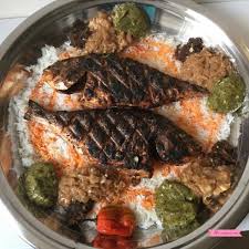 Thiebou Diola Poisson Braise Et Riz Recettes De Cuisine Africaine Cuisine Africaine Recettes De Cuisine