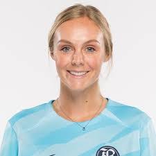 Melissa Lowder's Instagram, Twitter & Facebook