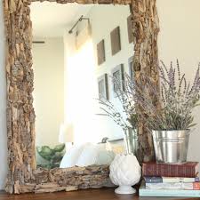 With clock kits available online, you can basically make a clock out of anything and that includes driftwood! Diy Projects Made With Upcycled Driftwood