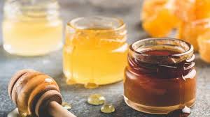 Yup, bumbu alami tersebut tak hanya digunakan sebagai bahan penyedap dalam masakan, namun juga bisa sebagai obat. 5 Obat Antibiotik Alami Madu Bawang Putih Hingga Oregano Tirto Id