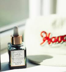 Formulated with 1.5% salicylic acid, sunday riley u.f.o. Sunday Riley S Ufo Oil Abducted My Pores A Guy S Review