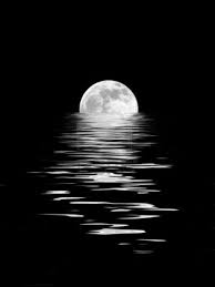 Black And White Painting Ideas 40 Trendy Black And White Painting Ideas For Your Inspiration Free Jupiter Black Canvas Paintings Black And White Art Drawing Moonlight Painting