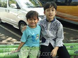 Check spelling or type a new query. Audrey Junicka Putri Pemeran Azizah Di Sinetron Cahaya Hati Tabloidbintang Com