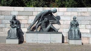 Maybe you would like to learn more about one of these? Kunst Und Denkmaler I Suddanische Nordsee
