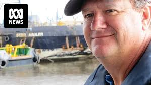 Yamba residents in shock following suspected murder suicide that left Wayne  Smith and son Noah dead