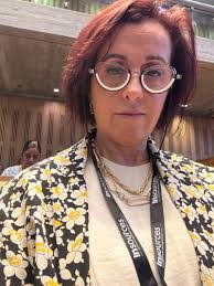 Tracy Schreier's Instagram, Twitter & Facebook