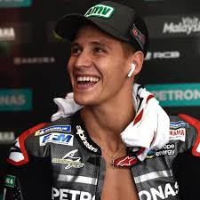 On april 15th, 2019, he posted a photo with lucía villalón. Fabio Quartararo Fan Cz On Instagram Sepang Pole Position Fabioquartararo Fabioquartararo20 Fabioquartararochampion Motogp Malajsie Pemandangan