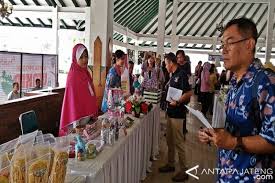 Anda juga bisa mengetahui cara cek bantuan bpum e from bri dalam artikel ini. 20 000 Umkm Boyolali Diajukan Ikut Program Dana Hibah Kemenkop Antara News