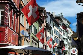 The maestro card also has an embedded cash chip which can be recharged with a credit of up to chf 300. Swiss Bank Maerki Baumann Will Accept Cryptocurrency Firms As Clients