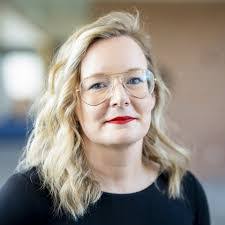 Nikki Crowley's Instagram, Twitter & Facebook