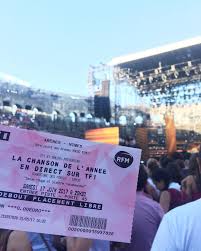 On Est Dans La Fosseeeeee Nimes Unesco Jesoutiensnimes Lcdla Lcdla2017 Arenesdenimes Lachansondelan Nimes Instagram Instagram Posts