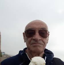 When I was growing up (many years ago) I was taught to use the word  'altretanto' as a polite response to people wishing you well e.g .'buon  appetito' 'buon natale' etc. This