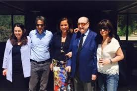 May 30, 2021 · ο κωνσταντίνος μητσοτάκης έφυγε από την ζωή τα ξημερώματα της δευτέρας, 29 μαΐου 2017 σε ηλικία 99 ετών. Esbhse Ta 98 Keria O Ma8oysali3 Kwnstantinos Mhtsotakhs Ta Gene8lia Toy Epitimoy Me Paidia Eggonia Diseggona Kai Filoys Eirinika Gr