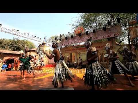 Sidi Goma, the dancing Siddhi people of Gujarat - of African descent - YouTube