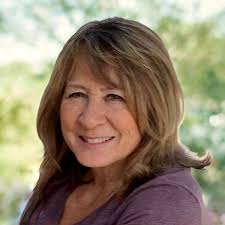 Vicki Albrecht's Instagram, Twitter & Facebook