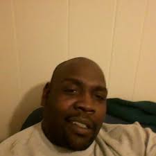 Vernon Winn's Instagram, Twitter & Facebook