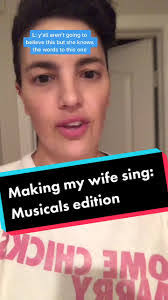 Leann Crowley's Instagram, Twitter & Facebook