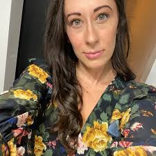 Danielle Pendleton's Instagram, Twitter & Facebook