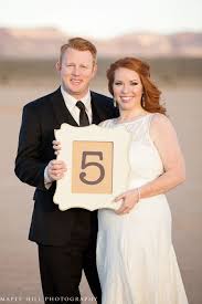 5 Year Wedding Anniversary Photo Shoot Anniversary Photoshoot Anniversary Pictures Wedding Anniversary Photos