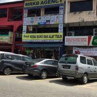 Silibus dari sekolah rendah hingga ke sekolah menengah dan silibus dari luar negara pun ada (lebih susah). Mrkb Agency Kedai Buku Bookstore Shah Alam Selangor