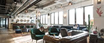 Abwechslungsreiche landschaften, vielfältige kulturelle angebote und zahlreiche. Byebye Buro Tristesse Arbeiten Mit Stil Im Coworking Space Mucbook
