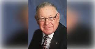 Jim Shanahan's Instagram, Twitter & Facebook