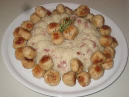 Potreste iniziare la settimana spendendo 3,50 euro dando da. Cena Veloce Con Amici Bricioledimele