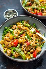 Served with broccoli, asparagus, herb rice, garlic and spices. Instant Pot Honey Sesame Chicken Noodle Bowls The Girl On Bloor