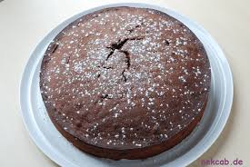 Schokolade in stücke und butter in den geben und 4min/50°/stufe2 schmelzen 2. Schokoladenkuchen Mit Schokolade Nekcab