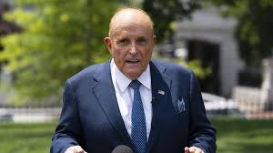 7 hours ago · rudy giuliani's legal defense fund has raised $9,590 (just $4,990,410 to go!) by bess levi n. Ukraine Affare Wohnsitz Von Trumps Anwalt Rudy Giuliani Durchsucht