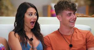 Netflix's latest dating show too hot to handle has already become a smash hit since it dropped on to the streaming platform at the end of last week. Too Hot To Handle Cast Where Are They Now And Who Is Still Together